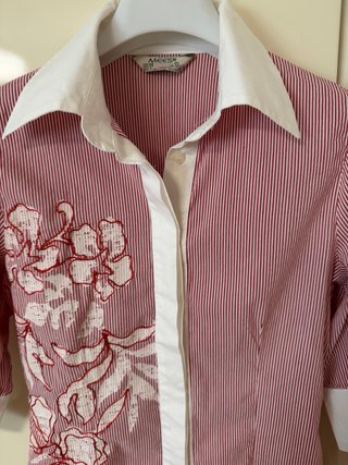 Blusa Mees Rayas Rojas y Blancas