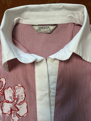 Blusa Mees Rayas Rojas y Blancas