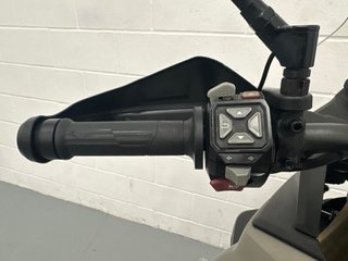 VOGE 900 DX