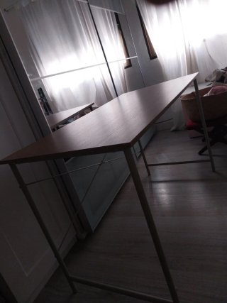 Escritorio Ikea Madera y Metal