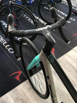 Bicicleta de carretera VRC Volcano