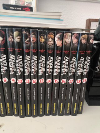 Manga Ataque a los titanes del 1-19 y NO REGRETS