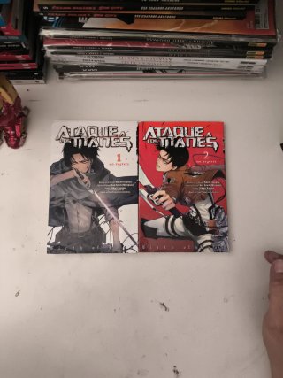 Manga Ataque a los titanes del 1-19 y NO REGRETS