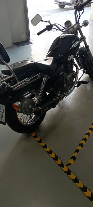 Suzuki Marauder 125cc Cruiser Negra