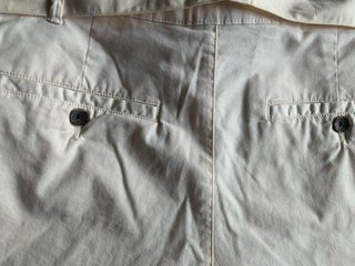 Shorts beige con cinturón Talla L Milano