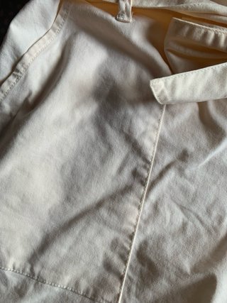 Shorts beige con cinturón Talla L Milano