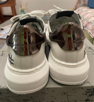 Sneakers donna  in pelle n.40  GIO+