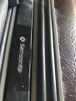 Maleta Samsonite dura grande 23 kg cuero