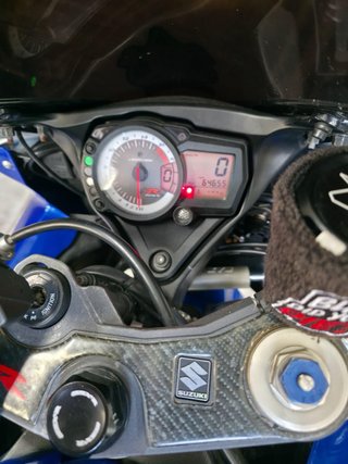 Suzuki GSX-R 600 Azul y Blanca