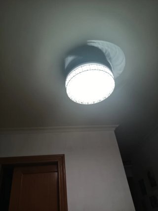 Se instalan ventiladores de techo o pared.