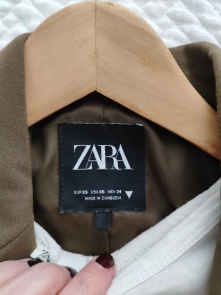 Americana Zara Marrón