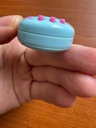 Tamagotchi Mini Uniqlo 2004 Bandai