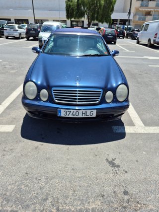 Mercedes-Benz  CLK 2000