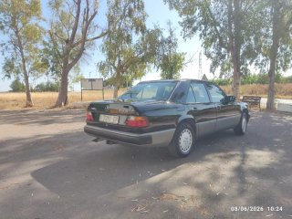 Mercedes-Benz  300E - 4 MATIC