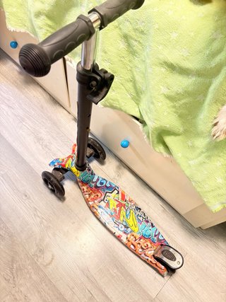 Patinete infantil 3 ruedas graffiti