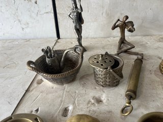 Lote Figuras Decorativas Latón Venta persona