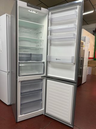Frigorífico Balay Cristal Grafito Cepillado