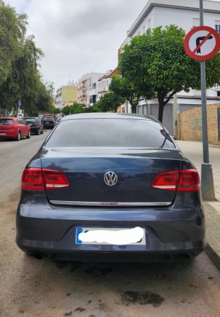 Volkswagen Passat 2011
