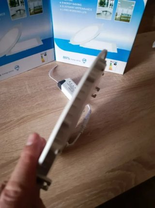 Panel LED Redondo 18W – 22 cm – Bajo consumo
