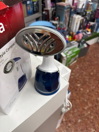 Plancha Vertical Vapor Ufesa Steam Style Compacta
