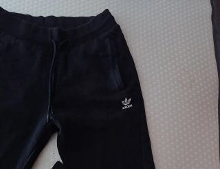 Pantalón chándal Adidas Negro unisex talla M