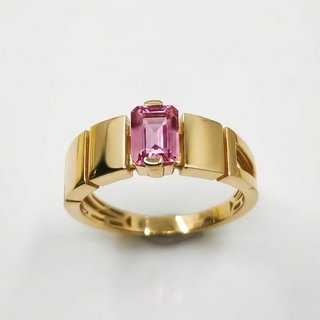 Anillo de Oro 18k con Turmalina Rosa