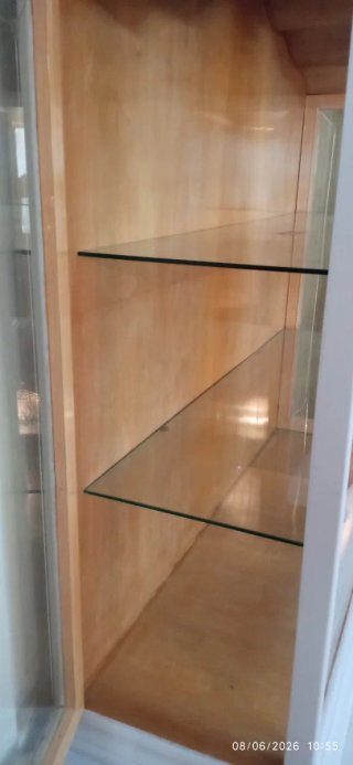 Vitrina antigua de cristal
