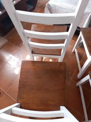4 sillas de madera para restaurar