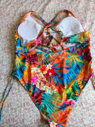 Trikini estampado tropical