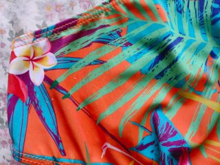 Trikini estampado tropical