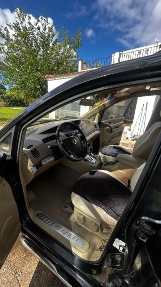 SsangYong Rodius 2009
