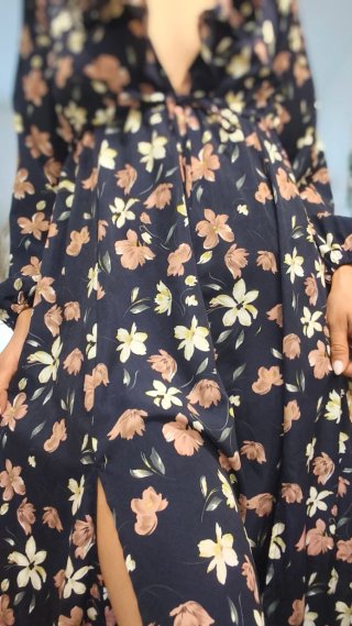 Vestido largo floral Boohoo talla 34
