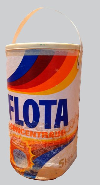 2 Tambores Vintage Detergente Luzil y Flota