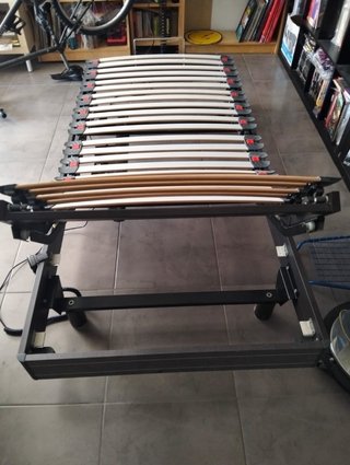 Cama articulada metálica