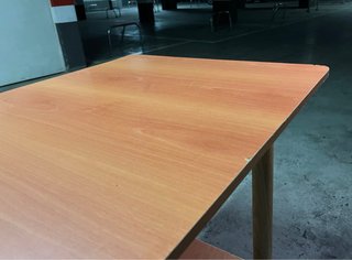 Mesa camilla con cristal y ropa 120x70x71