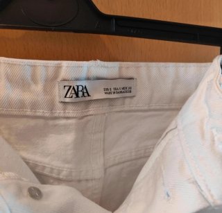 Minifalda Zara Vaquera Blanca Talla S Deshilachada