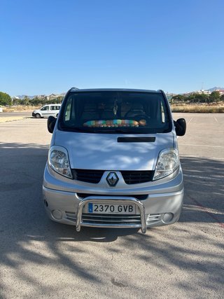 RENAULT TRAFIC 2011