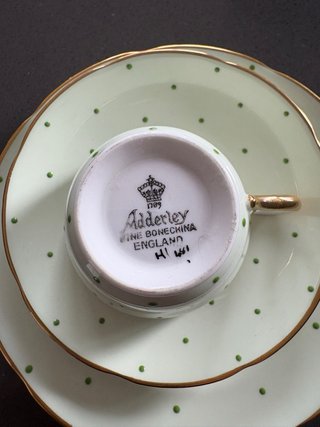 Muy bello y antiguo tu y yo de café-te de Adderley