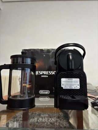 Cafetera Nespresso Inissia DeLonghi
