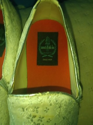 Scarpe eleganti argentate da uomo