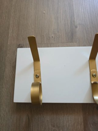 Appendiabiti da parete in metallo/legno dorato e bianco