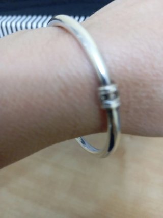 Pulsera rígida de plata