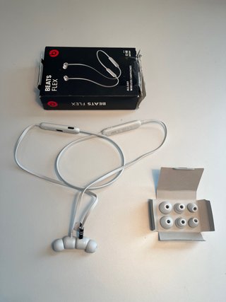 Auriculares Inalámbricos Beats Flex Blancos