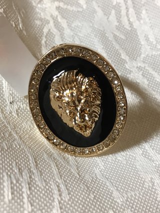 Anillo León Glamour Negro Dorado