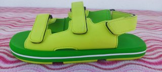 Sandalias Benetton T39 + Mochila Edición Especial