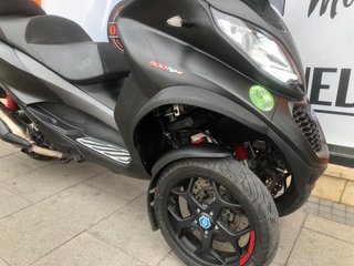 Piaggio MP3 500 Sport HPE Negro