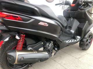 Piaggio MP3 500 Sport HPE Negro