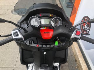 Piaggio MP3 500 Sport HPE Negro