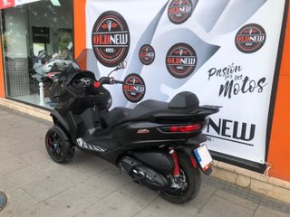Piaggio MP3 500 Sport HPE Negro