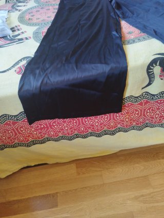 Conjunto de pantalón y top satinado negro